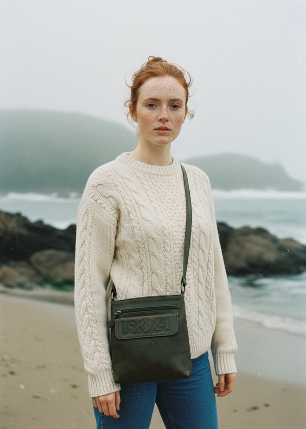 Lee River Leather Mary Bag | Green
