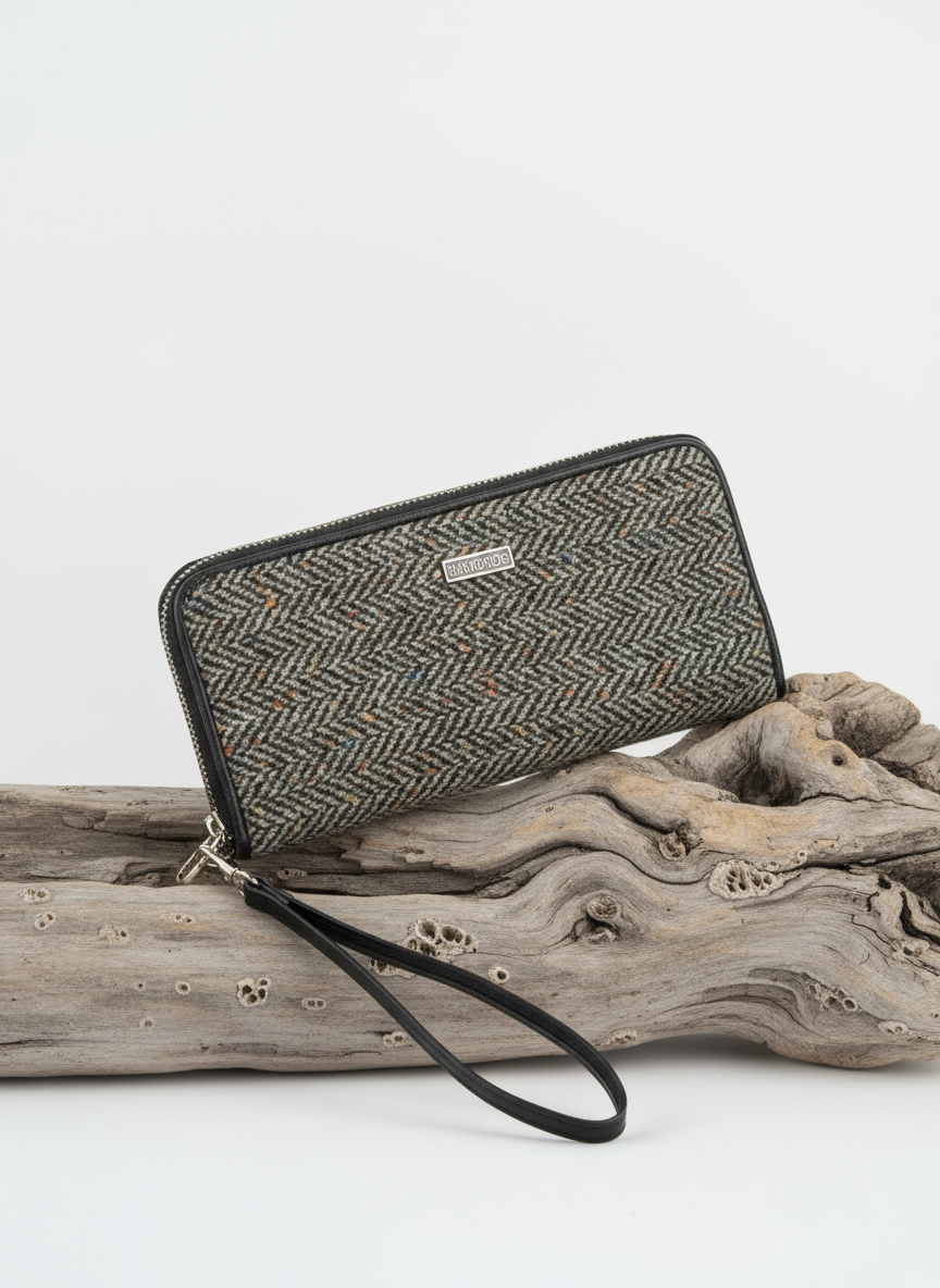 Mucros Tweed Wallet | Grey Heringbone