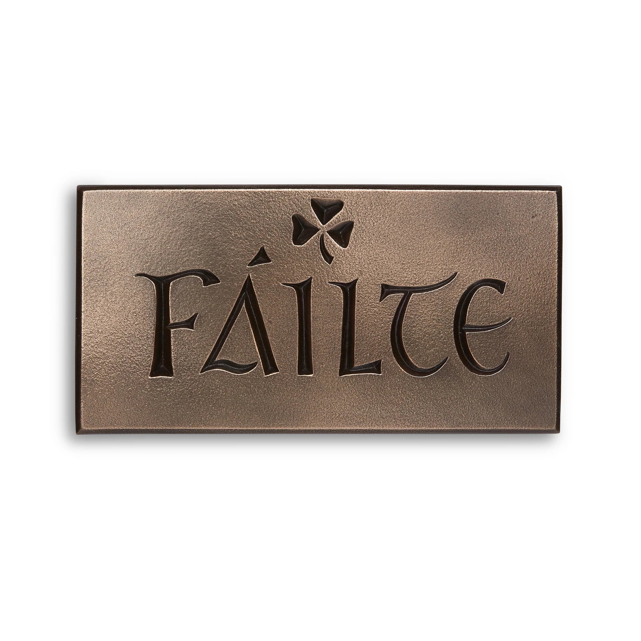 Bronze plaque with 'Fäilte'