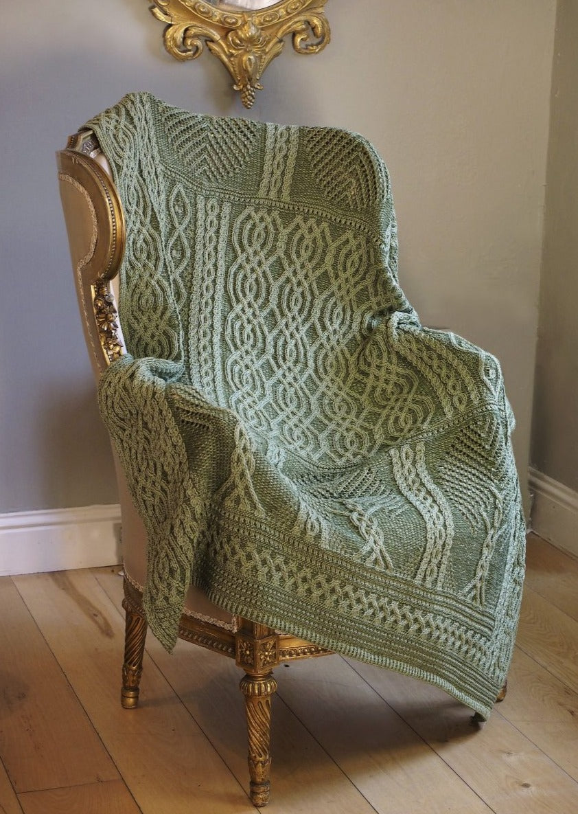 Aran Crafts Fairy Tree Merino Throw | Green