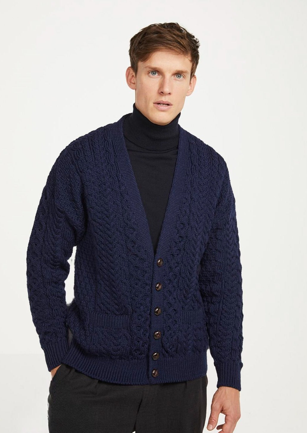 Aran Men's V-Neck Cardigan - Navy