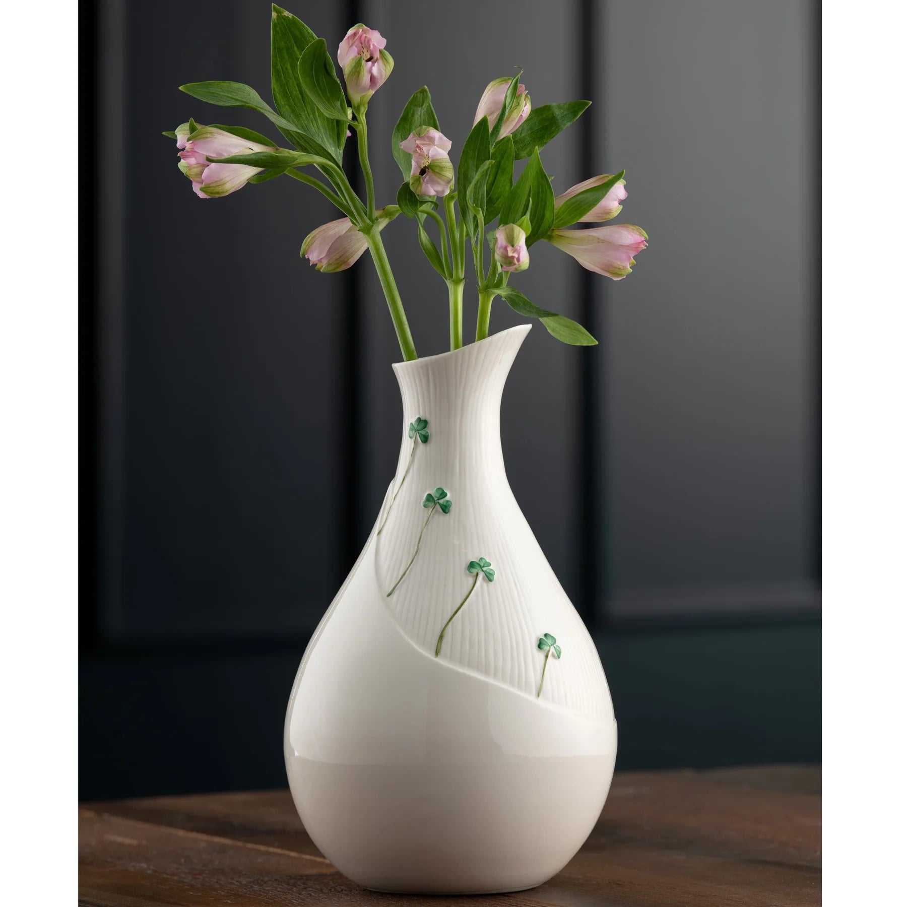 Belleek Classic Shamrock Meadow 9.5