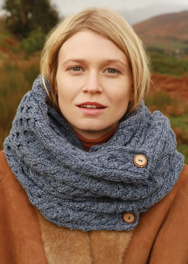 Aran Buttoned Snood