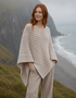 Aran Merino-Wollponcho V in Pastinakenfarbe | - Abverkauf