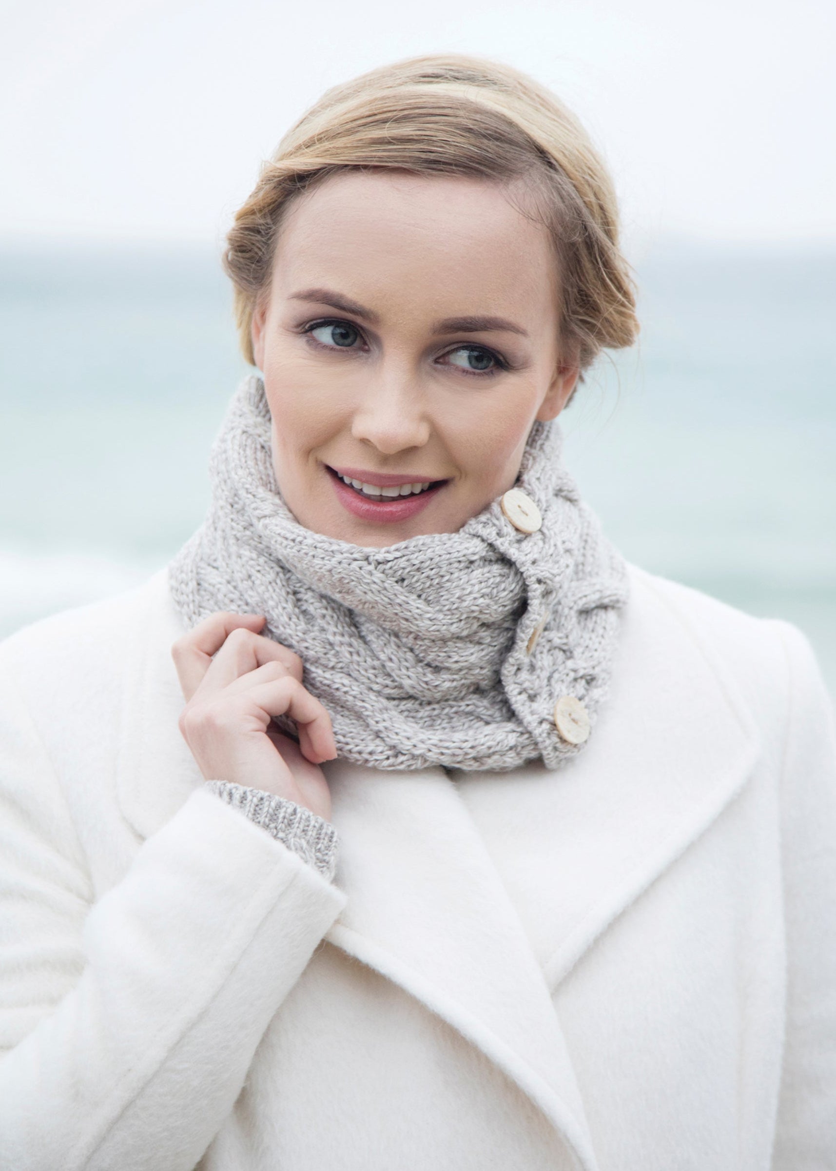 Aran Button Scarf | Oatmeal
