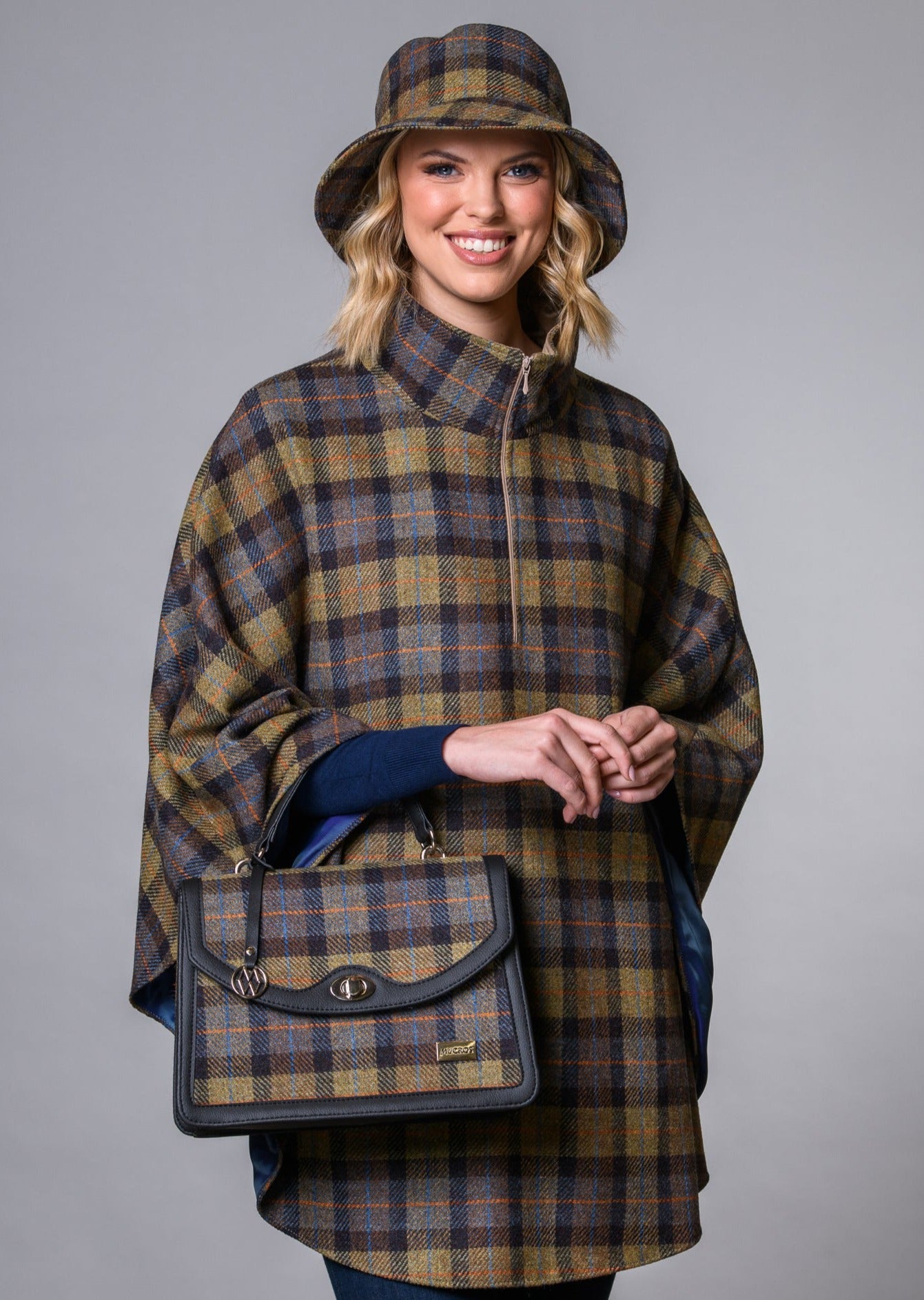 Mucros Orla Bag | Moss Check