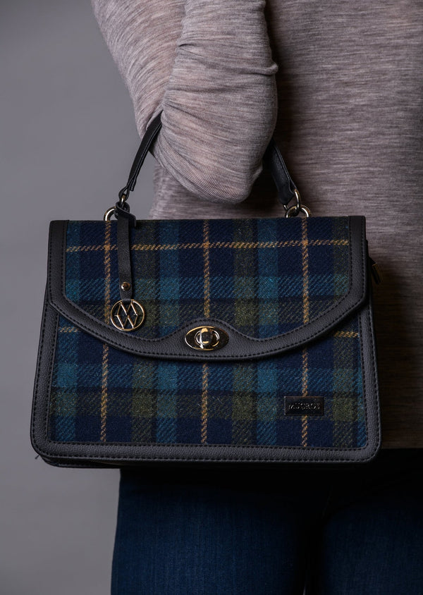 Mucros Orla Bag | Navy Check