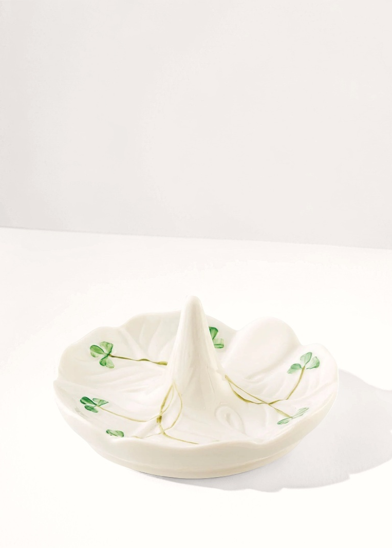 Belleek Classic Shamrock Ring Holder