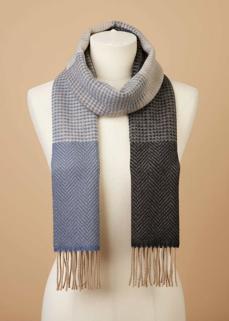 Cashmere Merino Scarf | Grey Blue Plaid