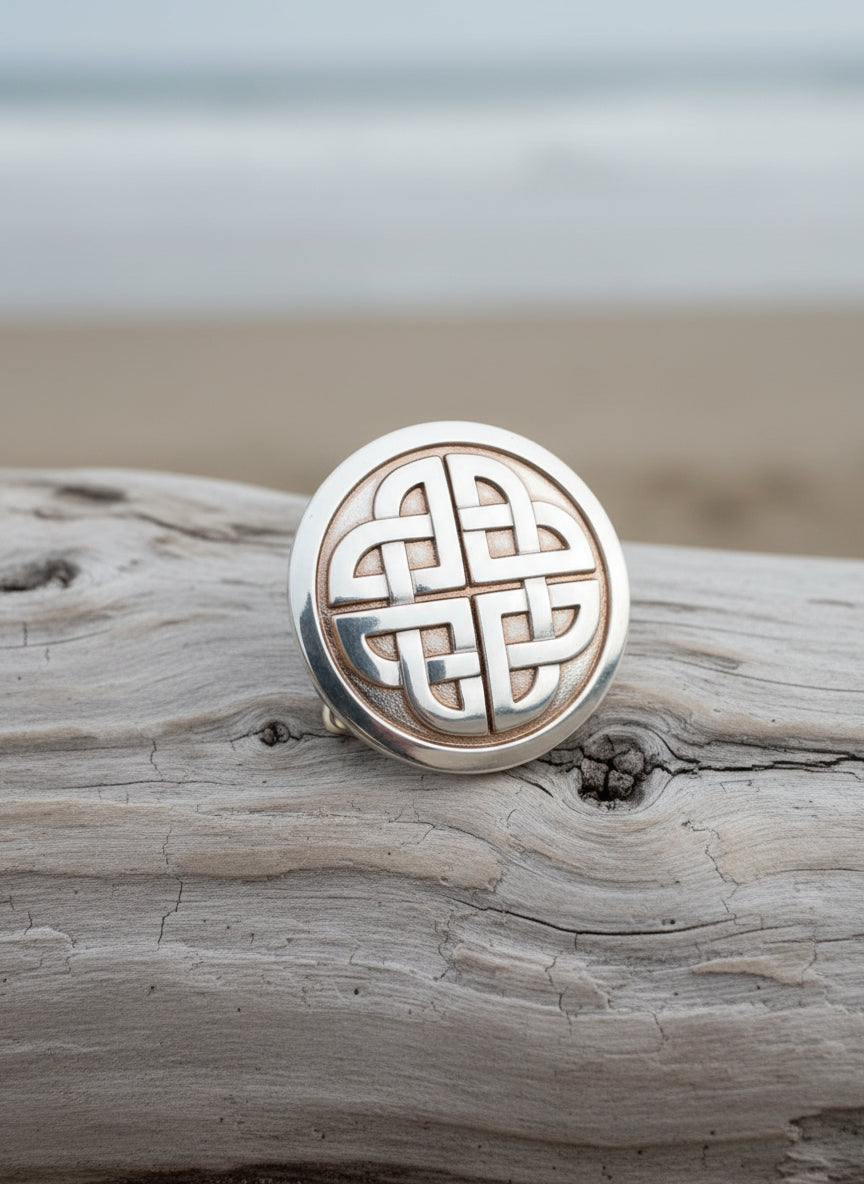 Lee River Buckle 380