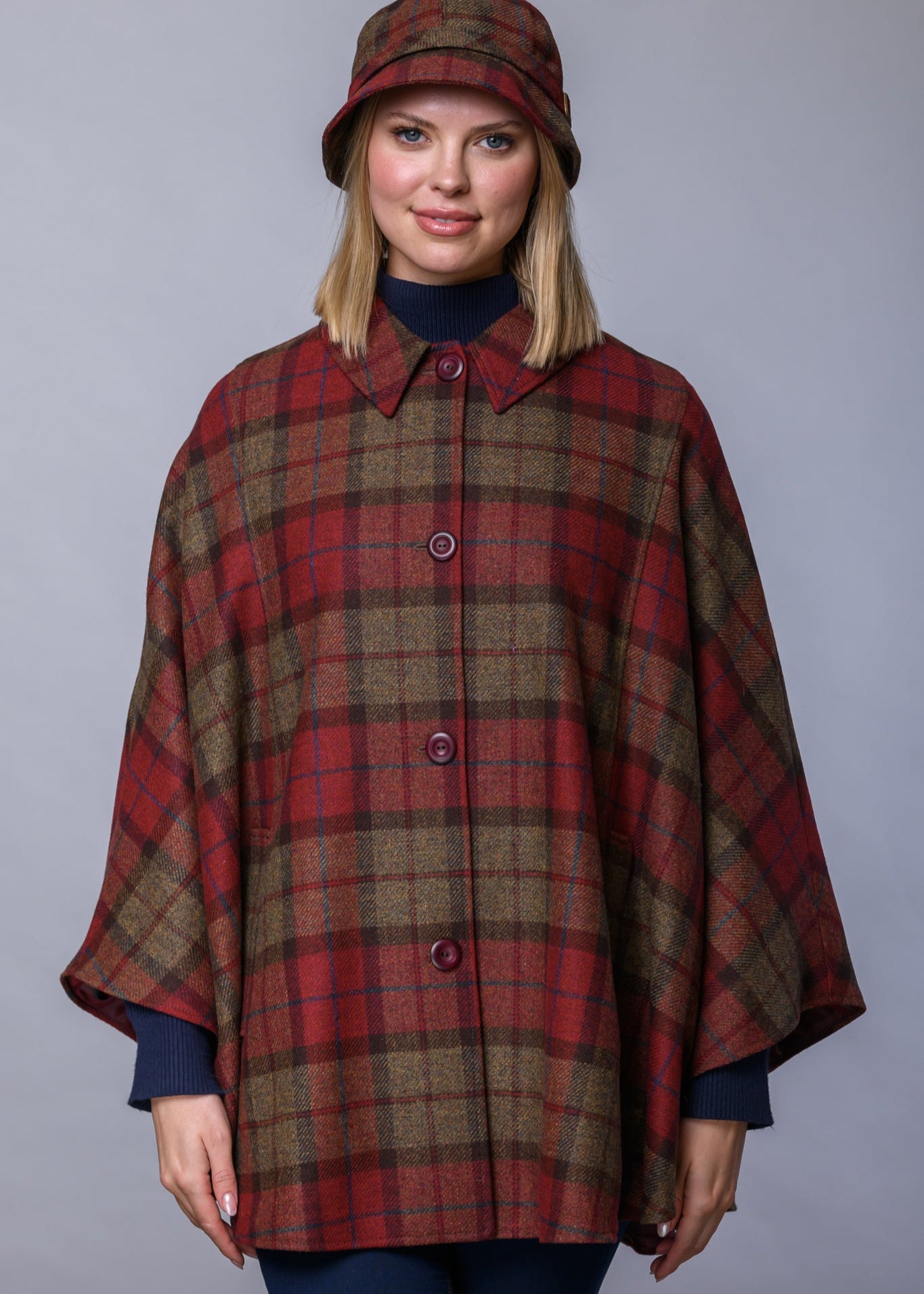 Mucros Country Cape | Red Check