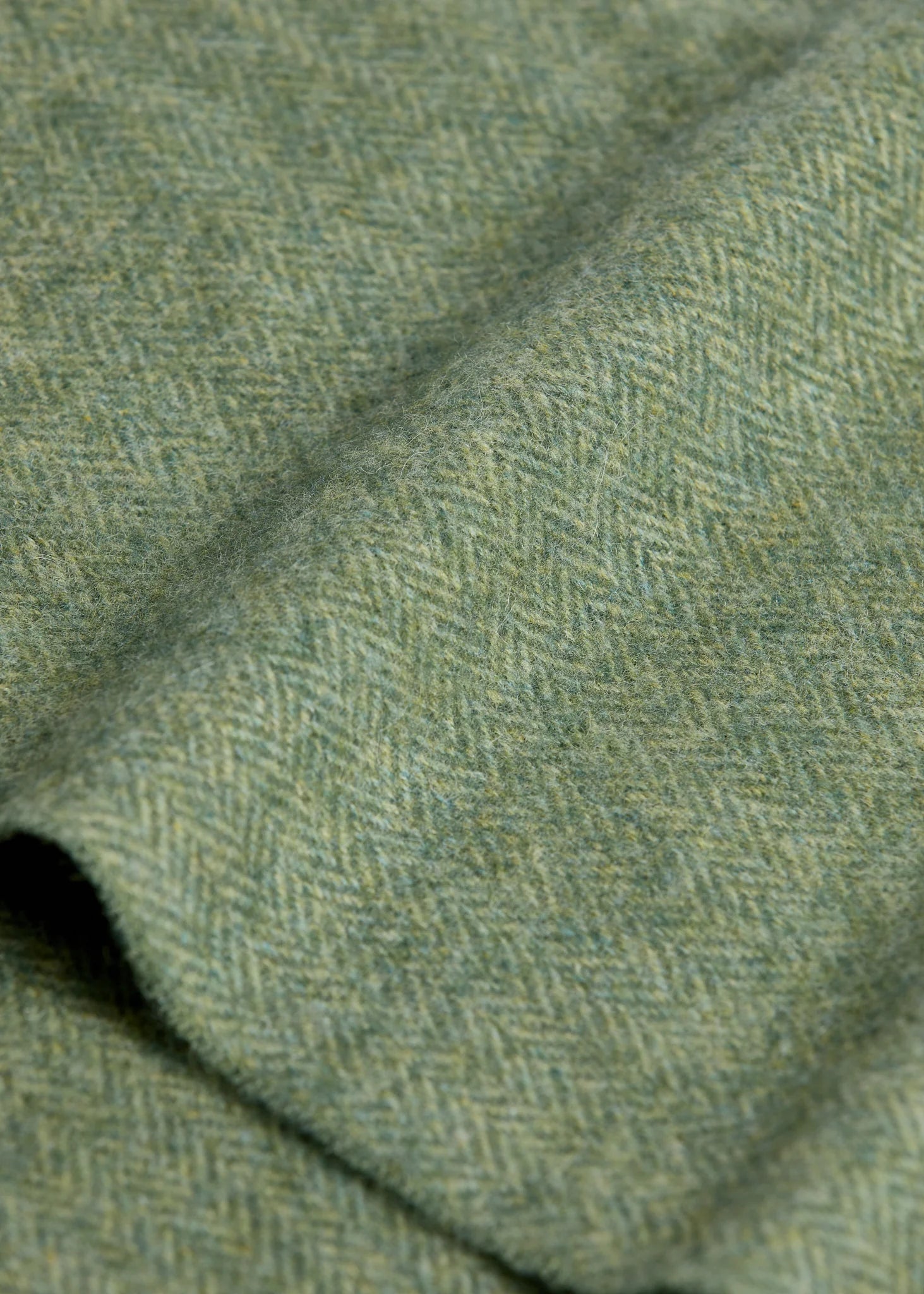Foxford Lambswool Scarf | Green Herringbone