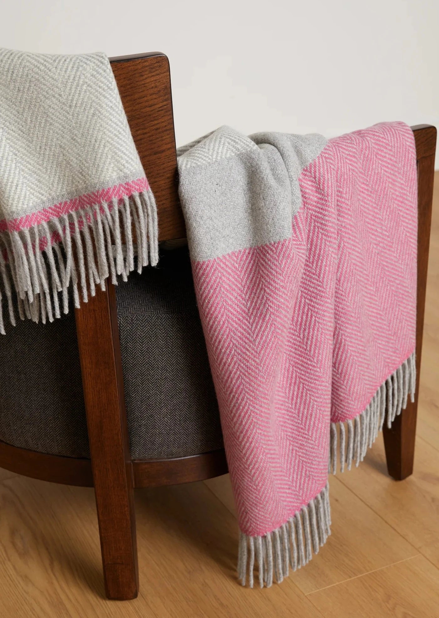 Foxford Lily Cashmere and Lambswool Throw