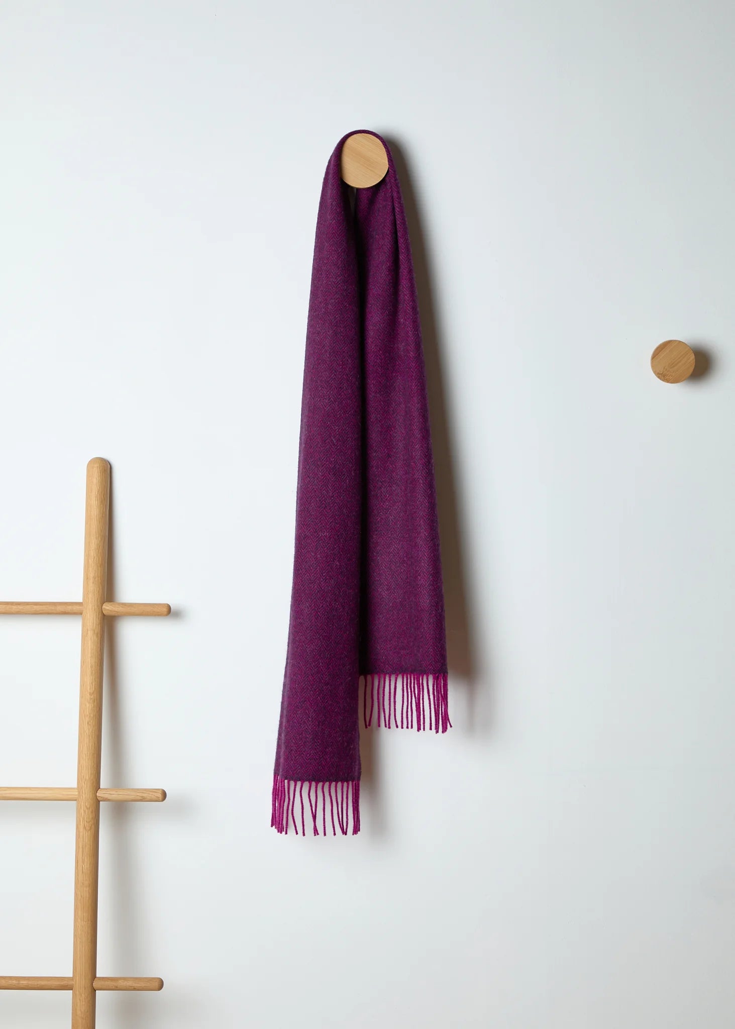 Foxford Lambswool Scarf | Magenta Juniper Herringbone