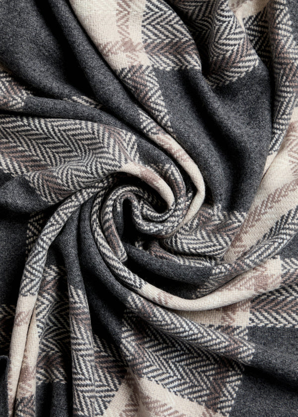 Foxford Cashmere and Lambswool Throw | Dun Chaoin