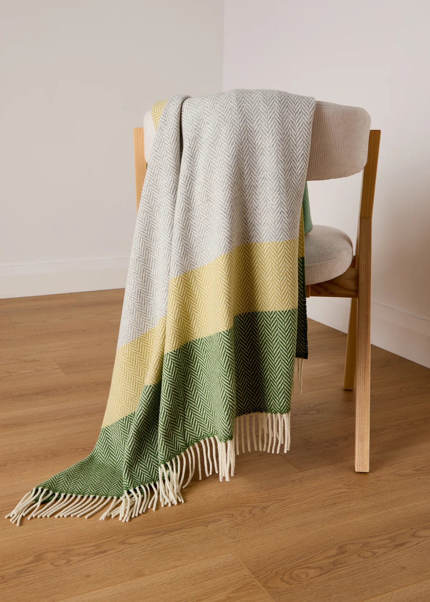 Foxford Cashmere and Lambswool Throw | Garavogue