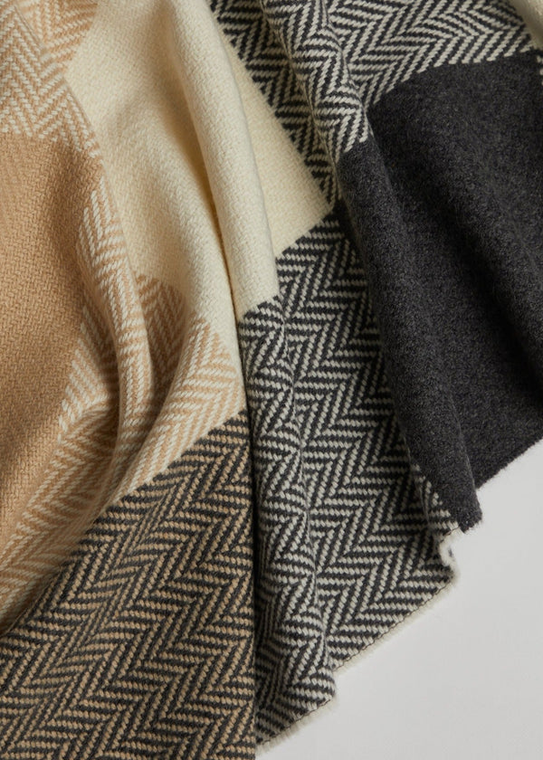 Foxford Lacken Throw