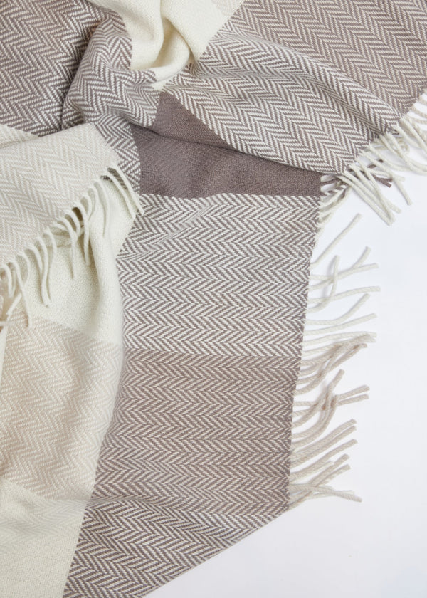 Foxford Dún na Rí Cashmere Lambswool Throw