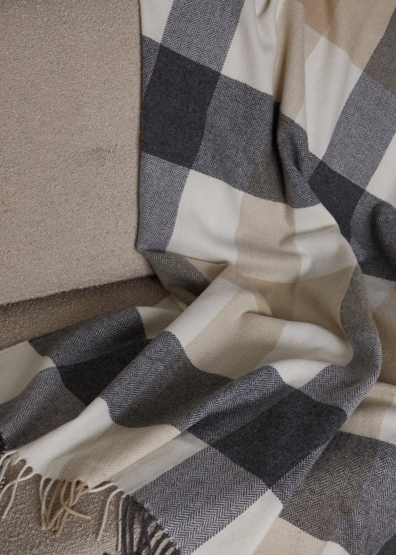 Foxford Classic Check Lambswool Throw