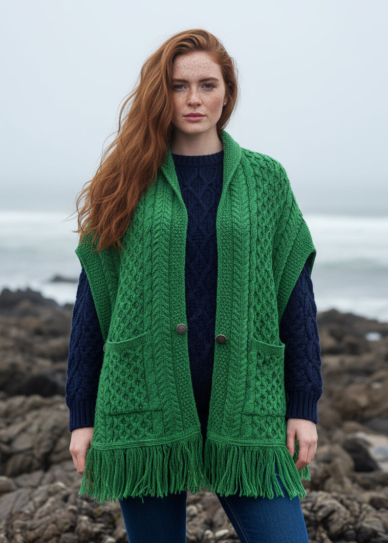 Ladies Aran Pocket Shawl | Green