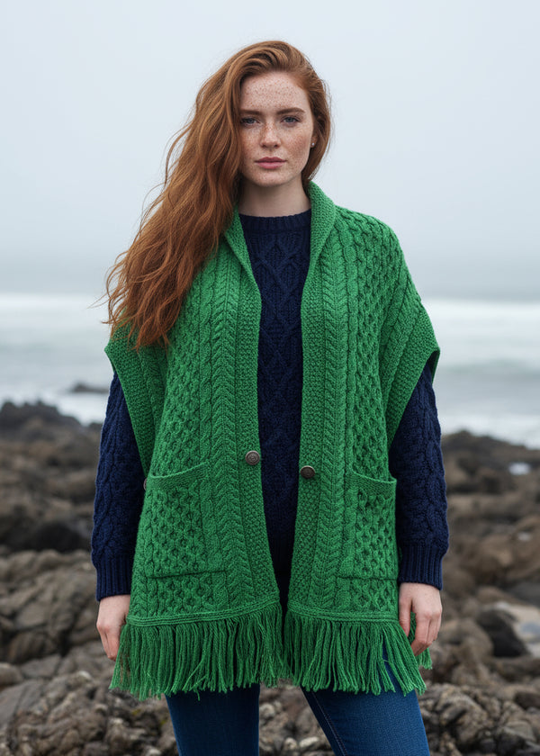 Ladies Aran Pocket Shawl | Green