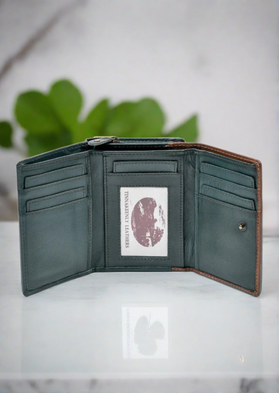 Irish Leather Wrap Purse - Shamrock