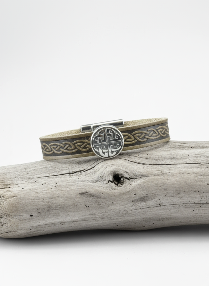Trinity Green Celtic Cuff Leather Bracelet