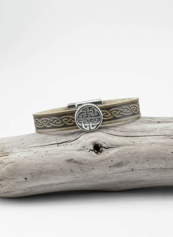 Trinity Green Celtic Cuff Leather Bracelet