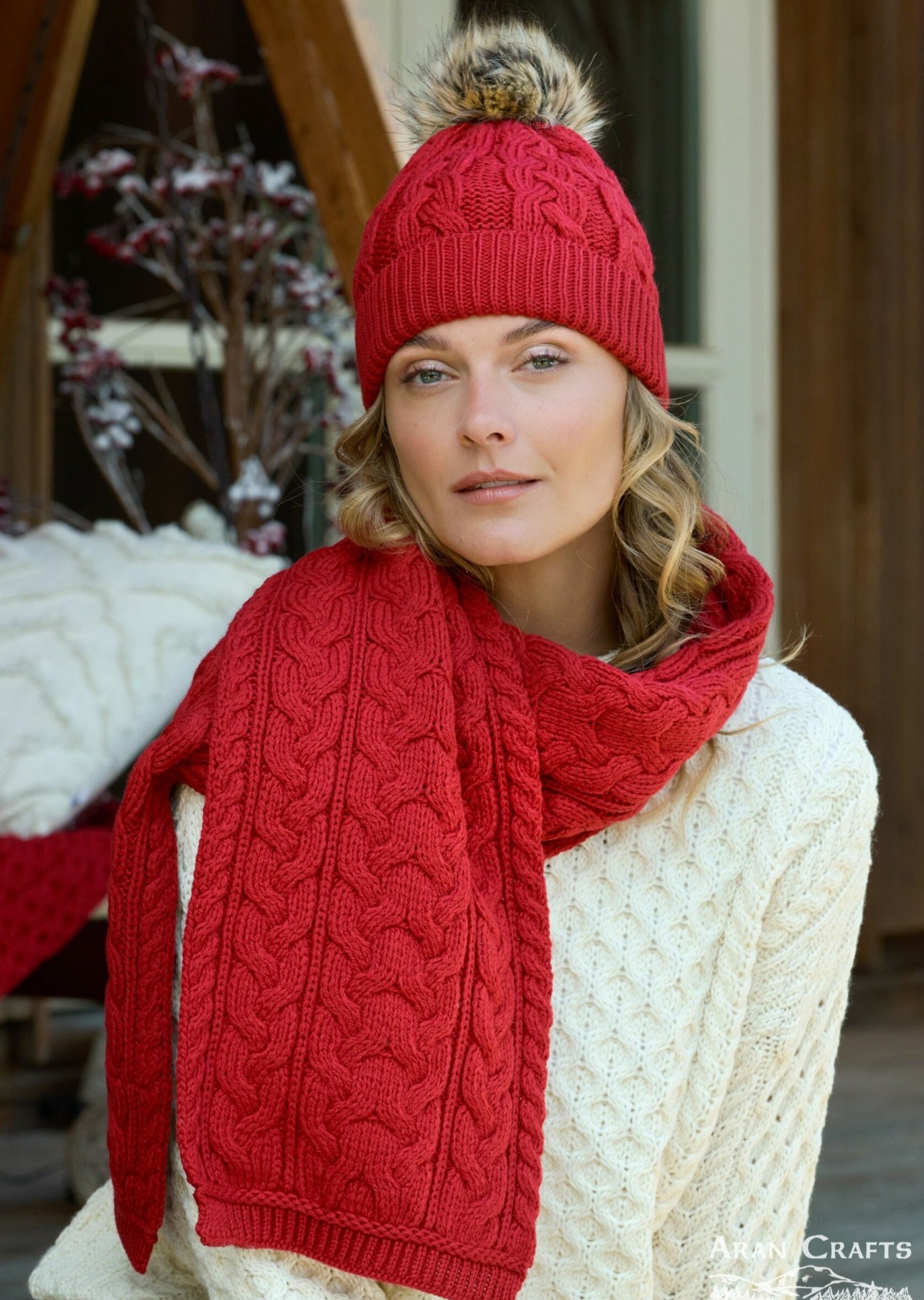 Chunky Cable Knit Aran Scarf - Cherry