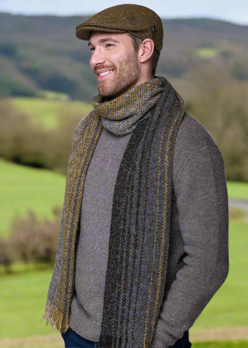 Mucros Islander Scarf | Grey Brown