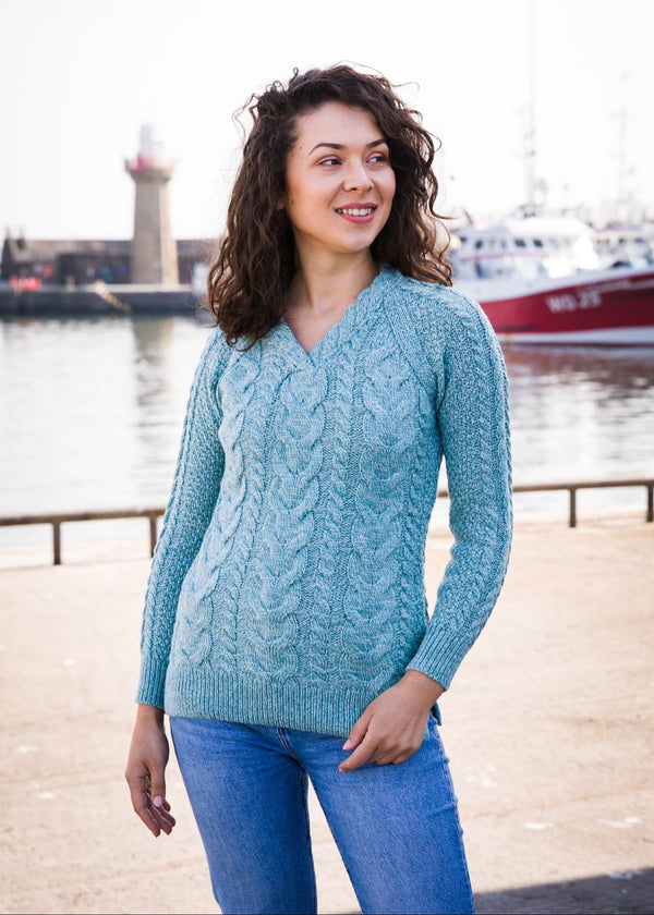 Aran V Neck Cashmere Sweater | Aqua