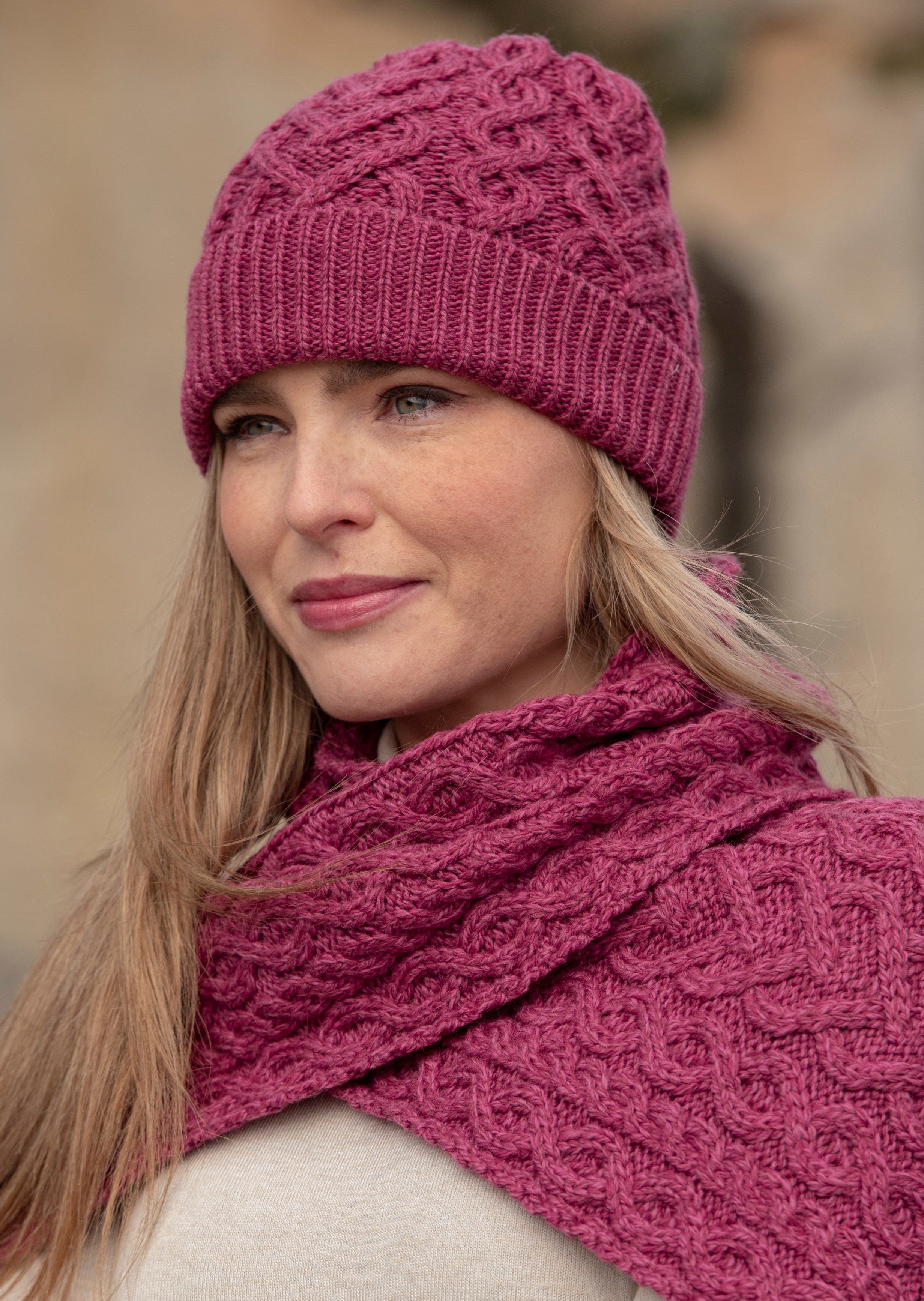 Aran Super Soft Heart Magenta Scarf