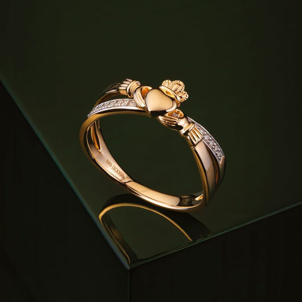 Solvar Gold Diamond Claddagh Kiss Ring
