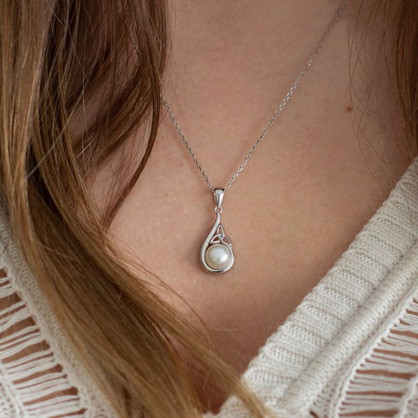 Pearl Trinity Knot Pendant