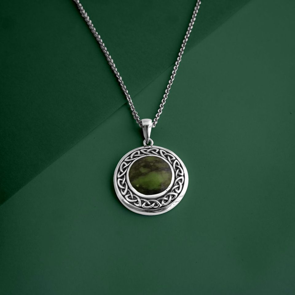 Solvar Round Marble Celtic Pendant