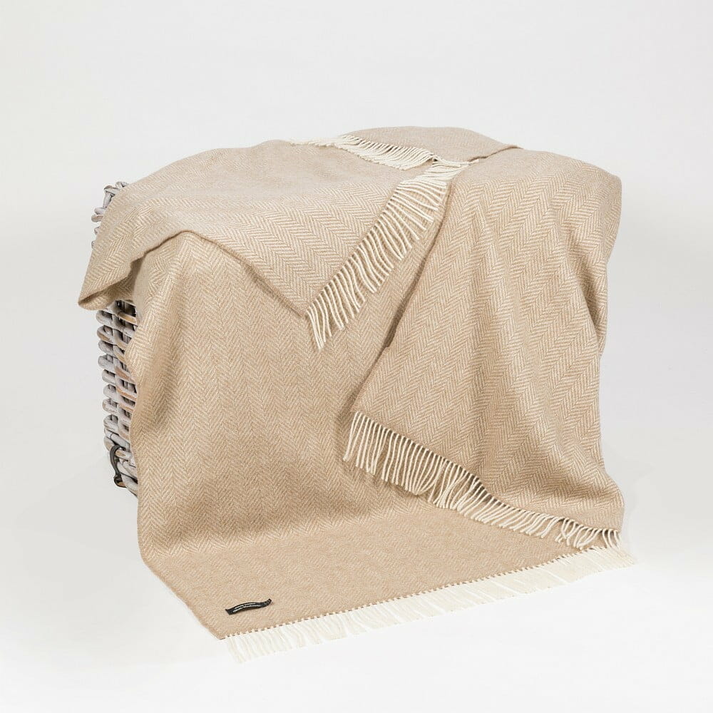John Hanly Oversized Cashmere Throw | Beige