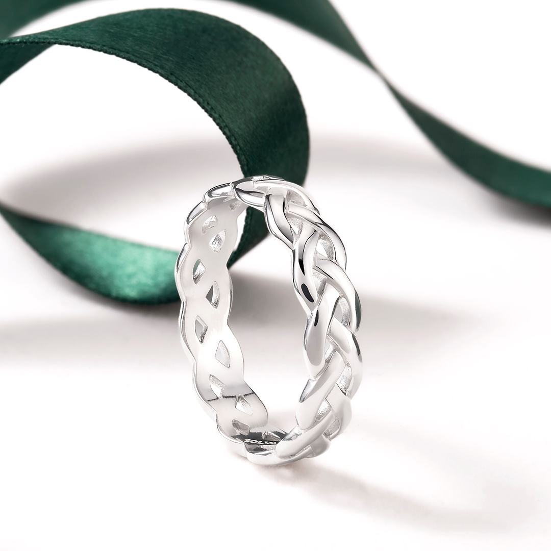 Ladies Silver Celtic Knot Ring