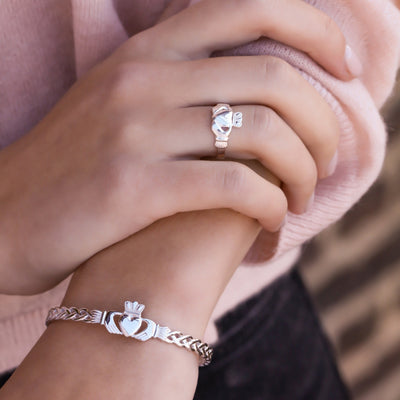 Celtic Claddagh Draw String Bangle