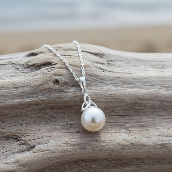 Pearl Trinity Knot Pendant