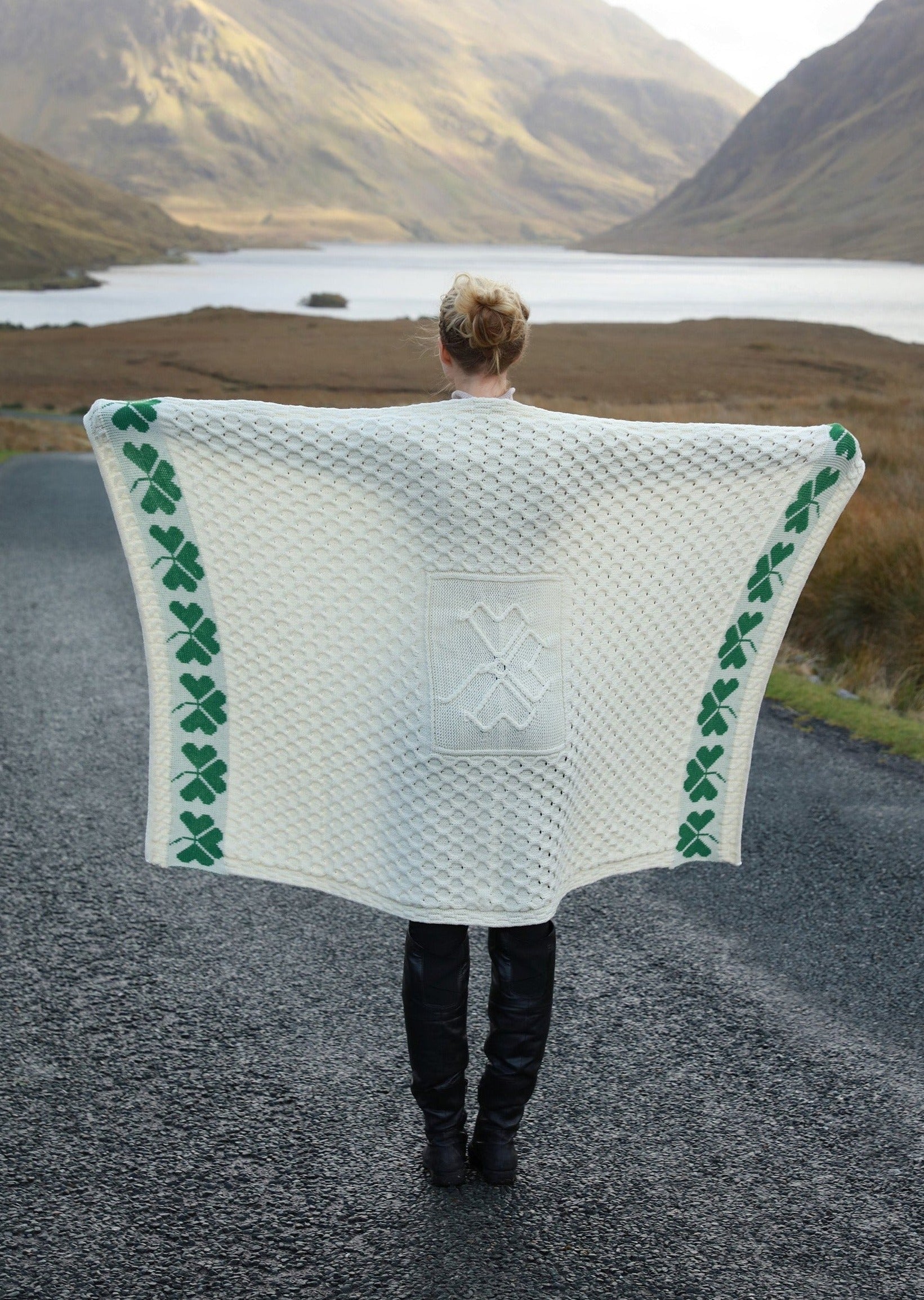 Aran Irish Shamrock Blanket