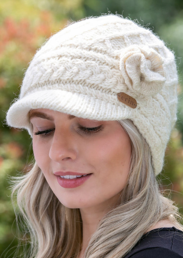 Aran Trellis Design Peak Hat White