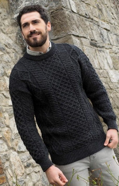 Inis Mor Aran Sweater | Charcoal