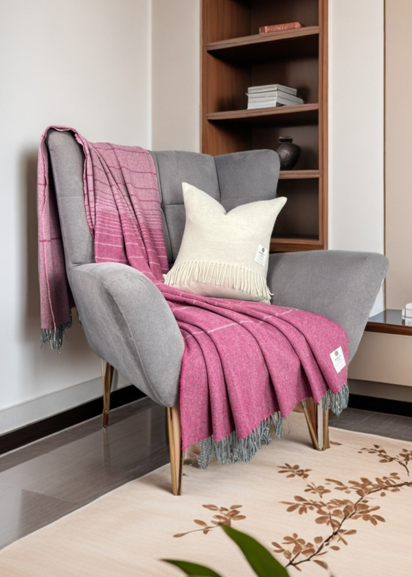 Mcnutt Cashmere Merino Throw | Northern Lights Fuchsia