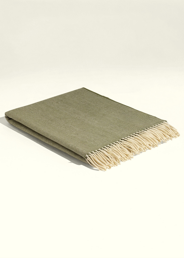 Mcnutt Wool Throw | Skellig Olive 