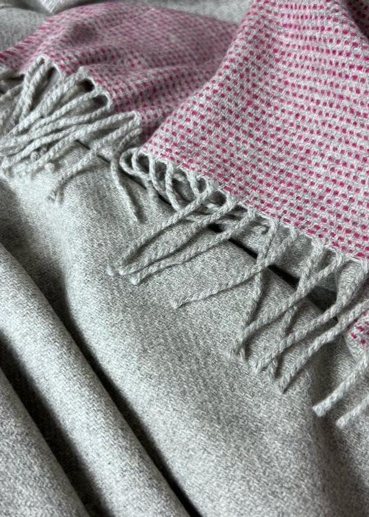 Mcnutt Cashmere Merino Throw | Silver Raspberry Dash