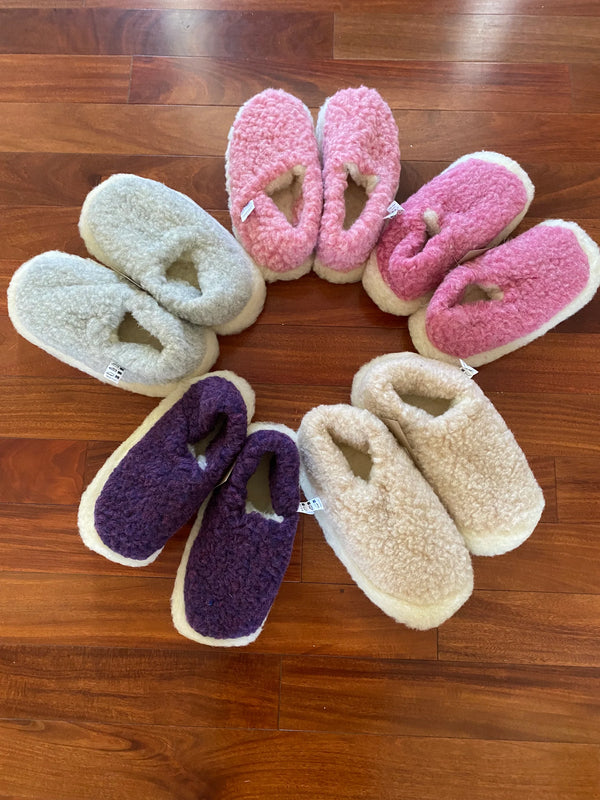 Sheep wool slippers shop