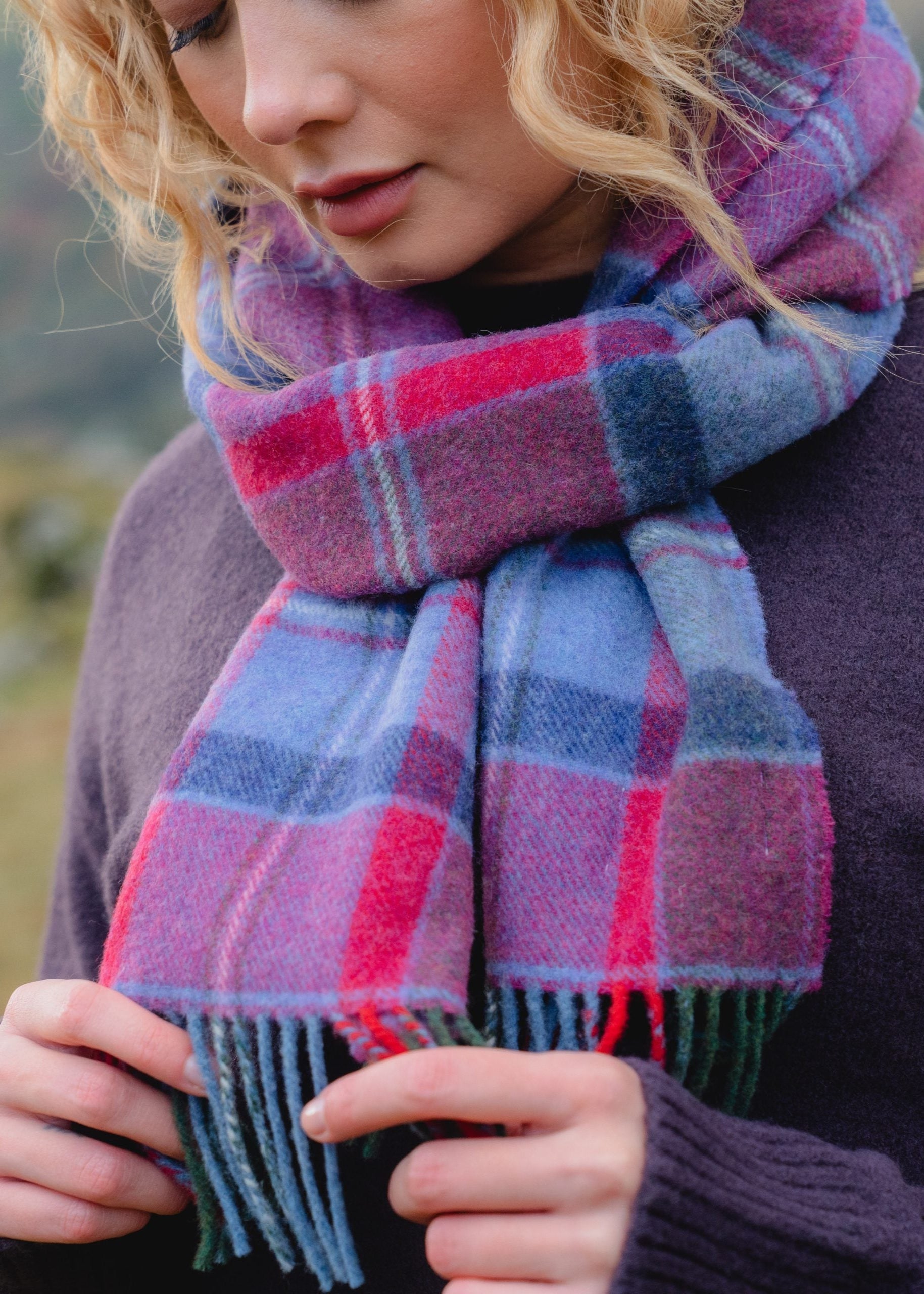 John Hanly Lambswool Scarf | Raspberry Red Lavender