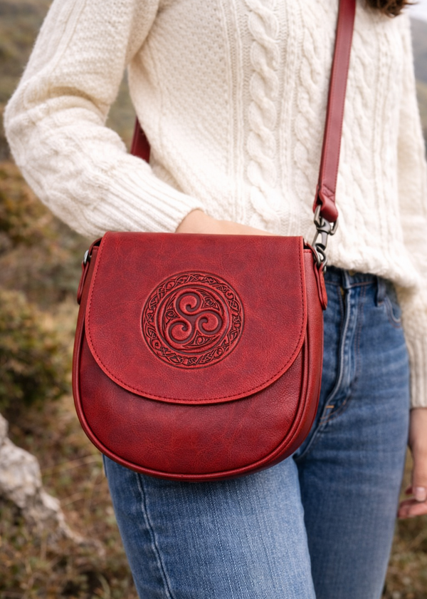Lee River Saddle Bag | Red