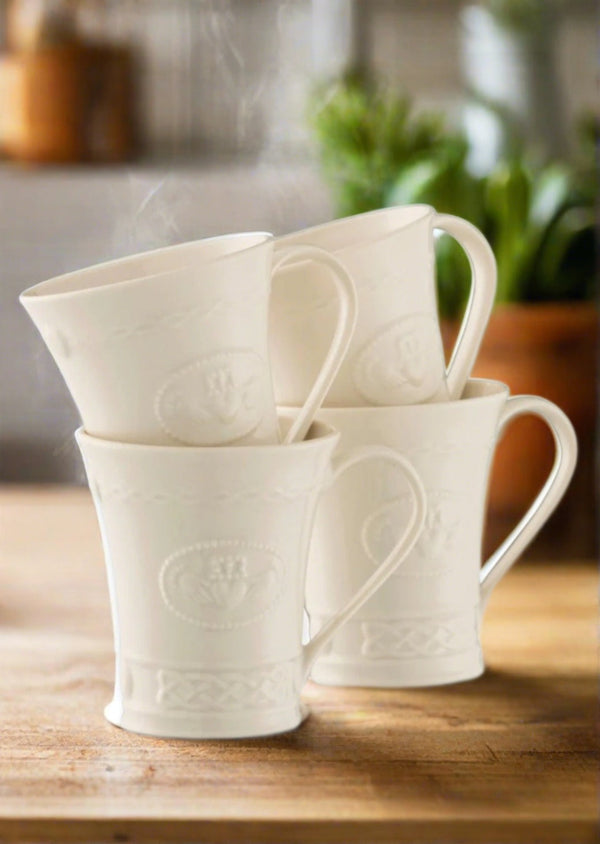 Belleek Classic Claddagh 10Oz Mug Set