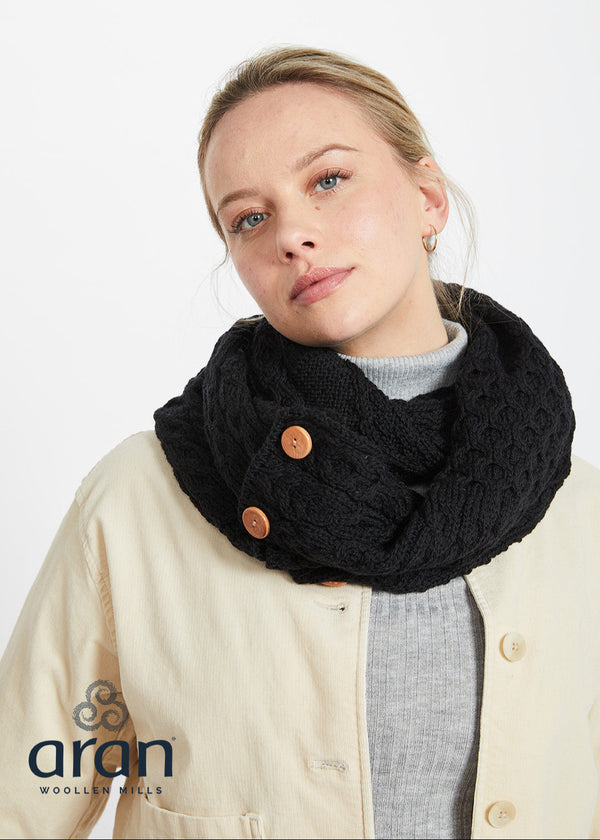 Aran Buttoned Snood | Black